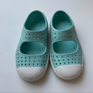 Native Juniper Mary Jane style toddler shoes size C7